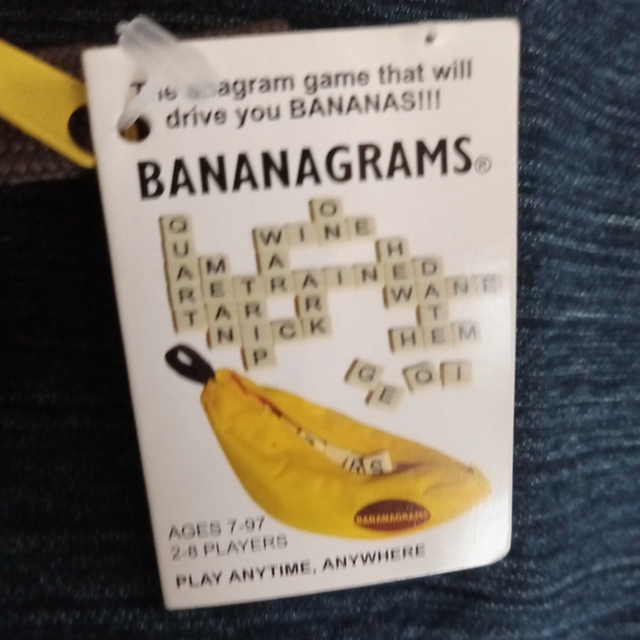Banana Grams Family Fun game brand new - Picture 2 of 3